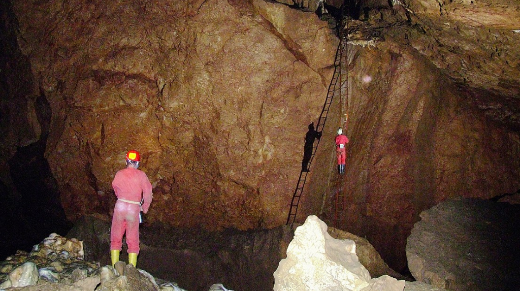 Vlakotúra: Expedícia do nesprístupnenej Stratenskej jaskyne stratenská jaskyňa františek miháľ