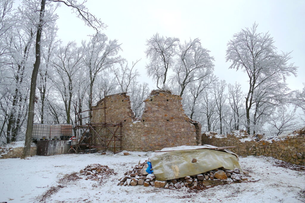 obišovský hrad 9