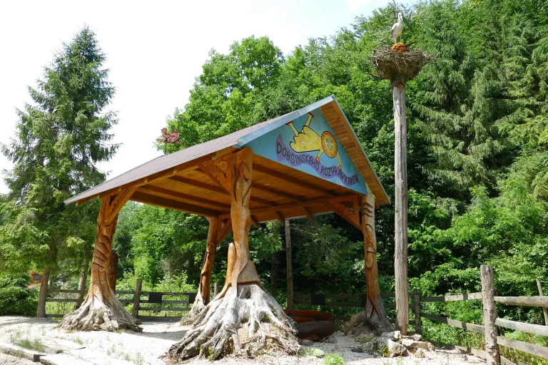 Slavošovský tunel: Nikdy neslúžil svojmu účelu, napriek tomu spája ľudí dobšinského rozprávkareň